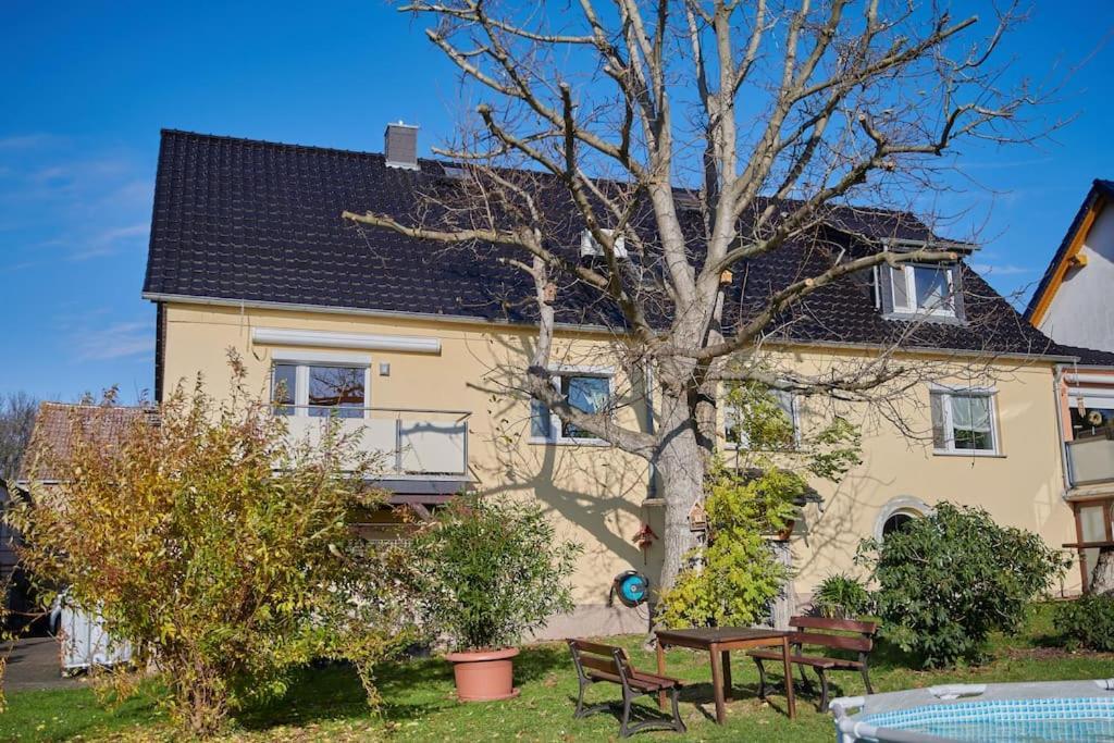Gemuetliche Ferienwohnung In Laendlicher Lage Риза Экстерьер фото