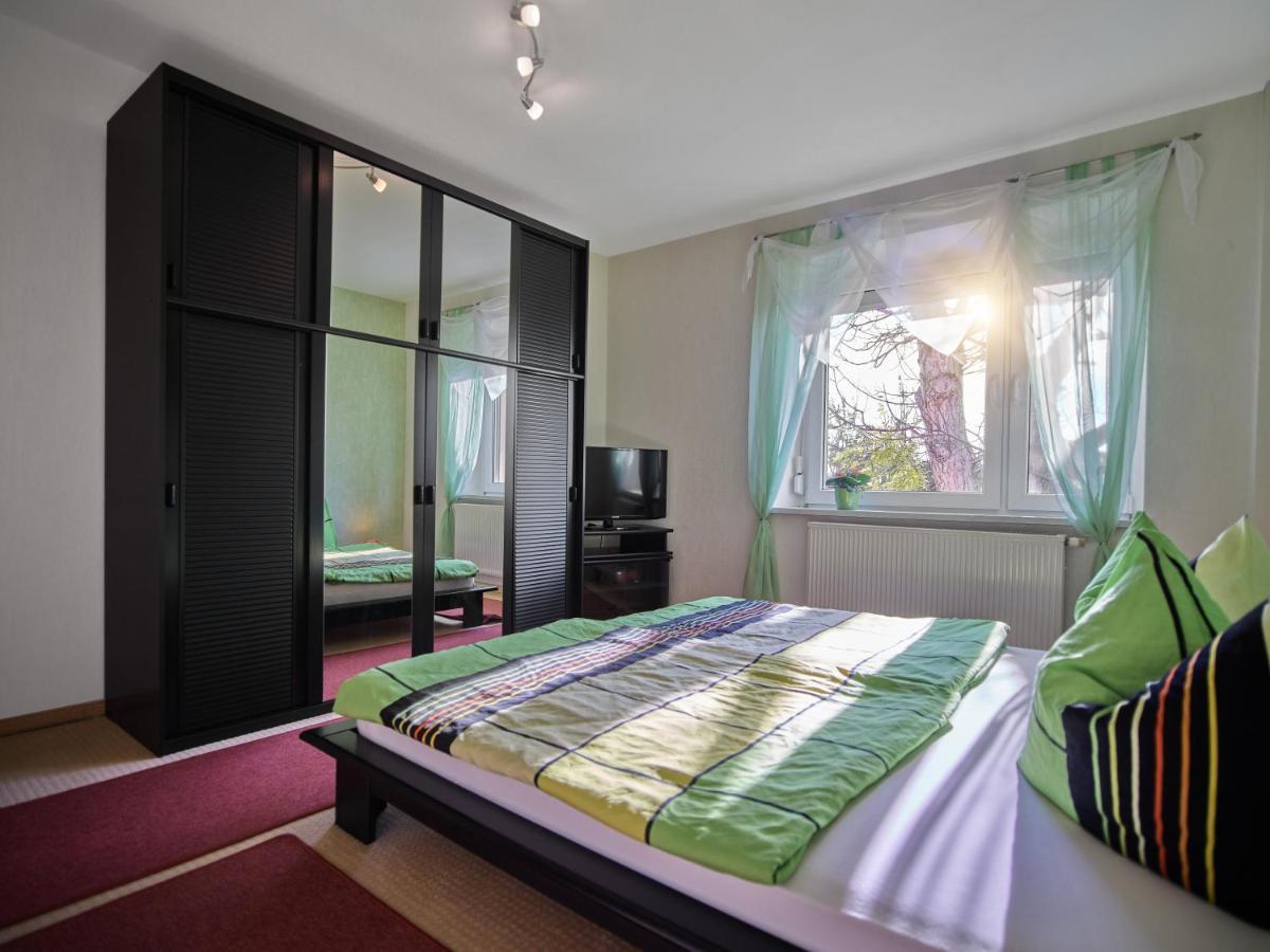 Gemuetliche Ferienwohnung In Laendlicher Lage Риза Экстерьер фото